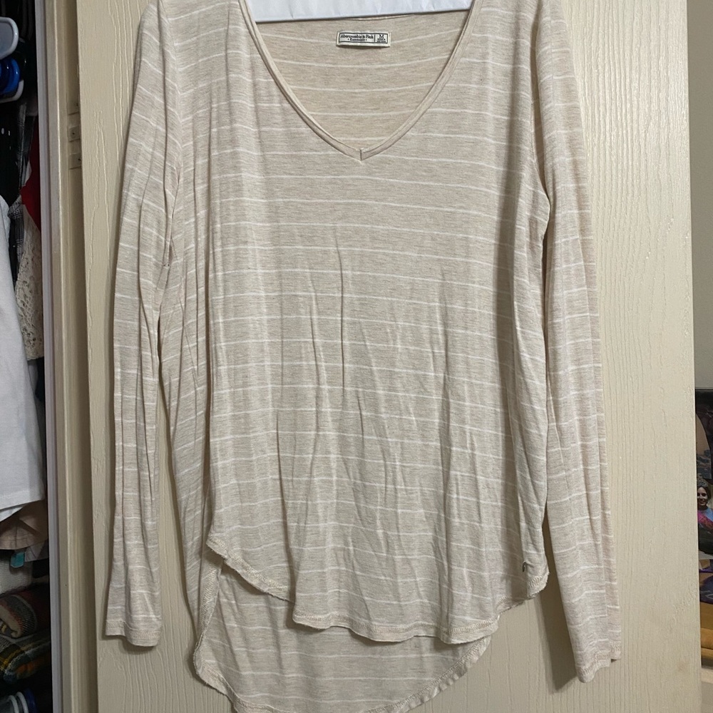 Abercrombie light weight flowy top